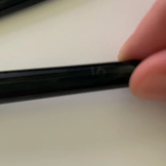 Wayne Goss Assorted Brush Set - Black Handles - Picture 5 of 10